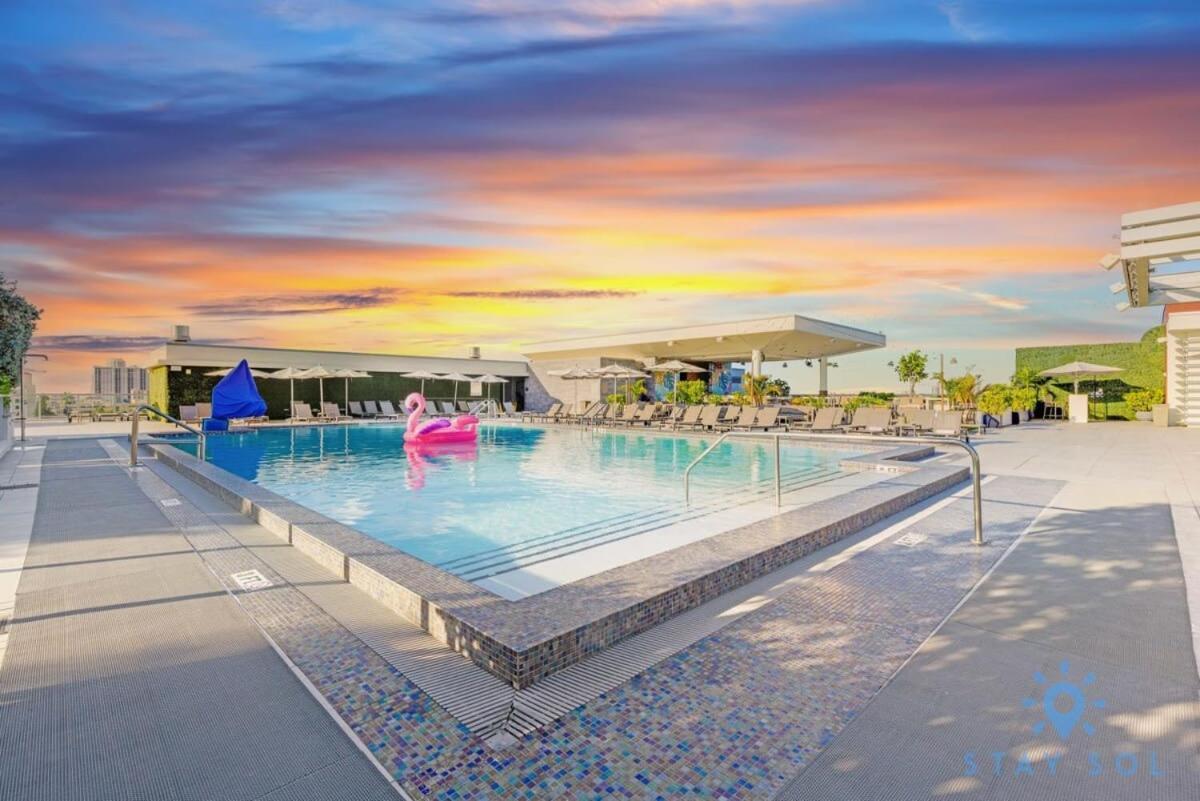 Hollywood Beach Broad - Walk - Gym - Amazing Pool المظهر الخارجي الصورة